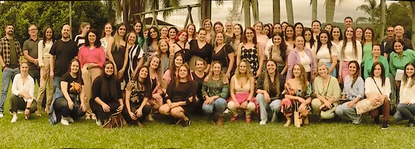 Equipe do Grupo Bosa reunida na confraternização de 1º de maio de 2024