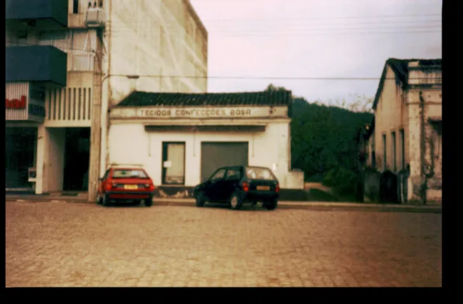 Fachada da loja de tecidos e confecções Bosa no segundo endereço