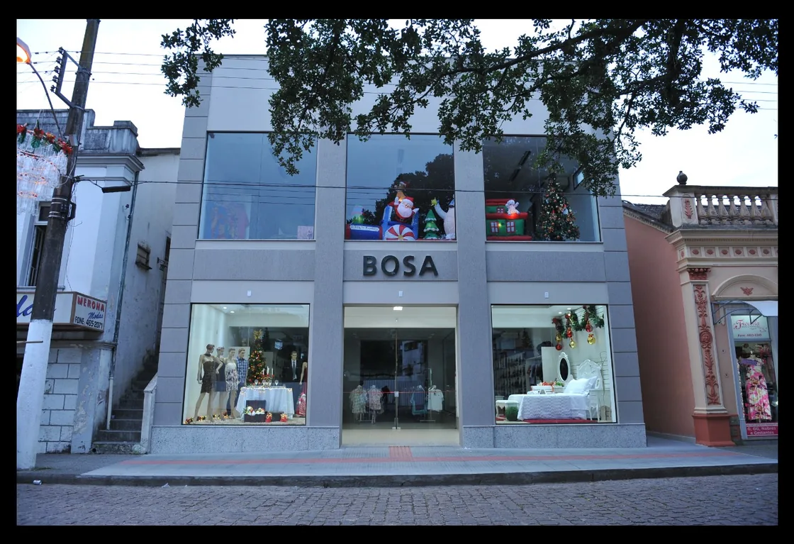 Fachada da nova matriz Bosa em Urussanga